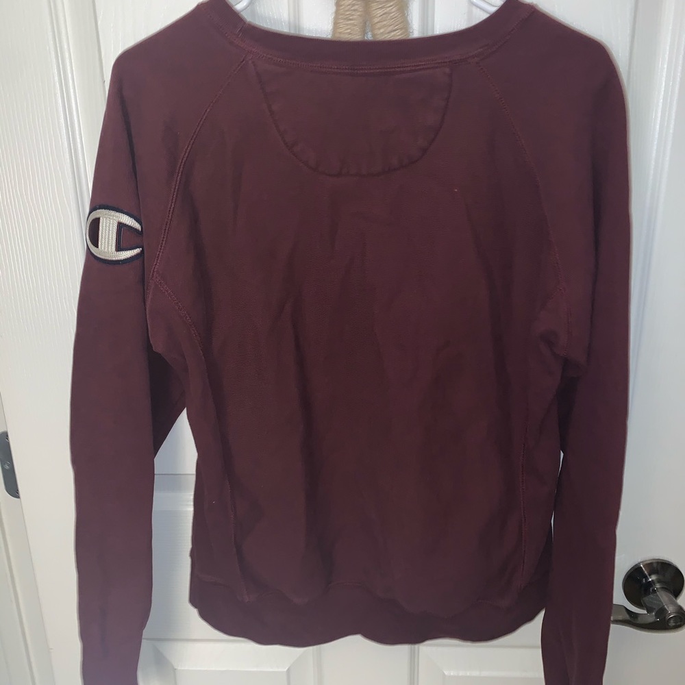 Champion pull over - Picture 2 of 3